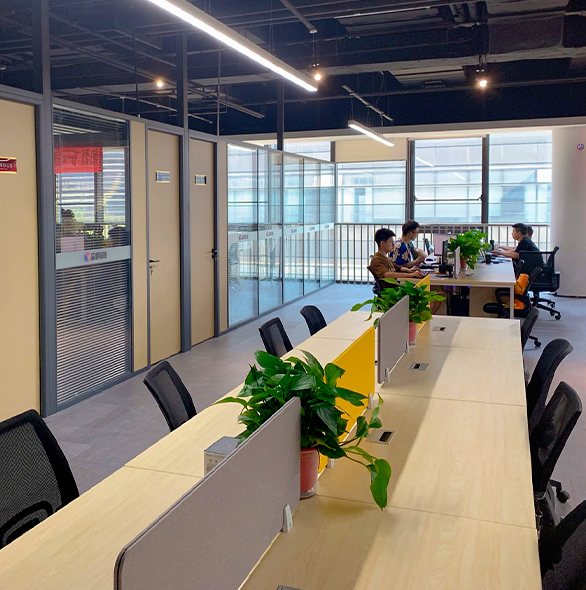恺明科技研发工位